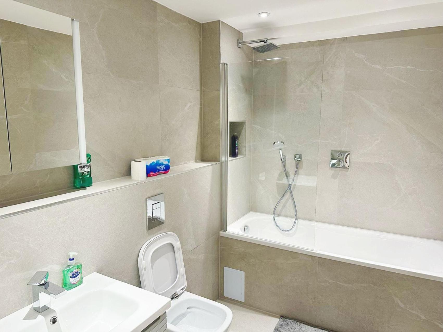 Ferienwohnung Luxury Modern Flat Near Center London Exterior foto