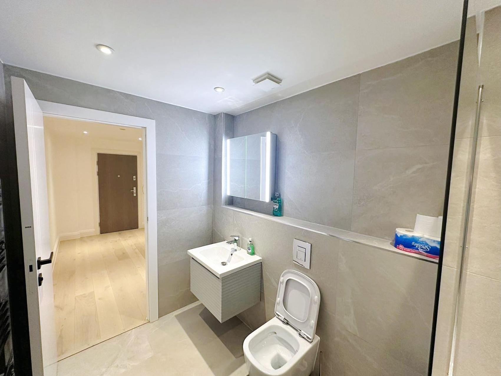 Ferienwohnung Luxury Modern Flat Near Center London Exterior foto
